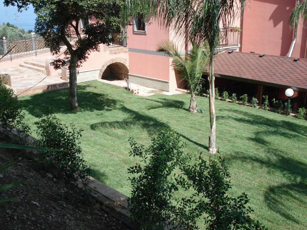 Red Hotel Sant'Elia Sant'Agata di Militello Exterior foto